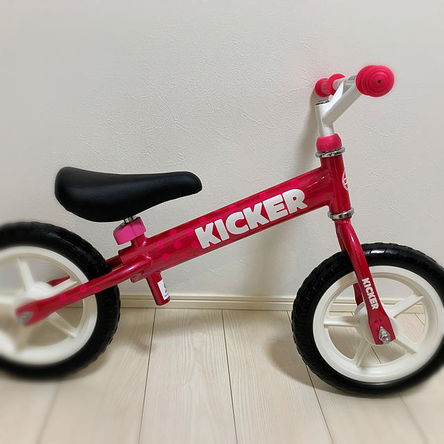 バランスバイク　KICKERあさひ