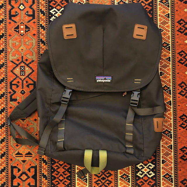 patagonia - 【美品】patagoniaアーバーパック/26L/47956-ROCK WALLの