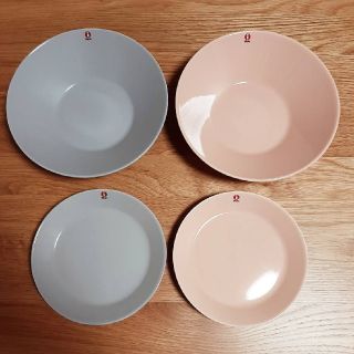 イッタラ(iittala)の〈新品未使用〉iittala TEEMA 21cmボウル＆17cmプレートセット(食器)