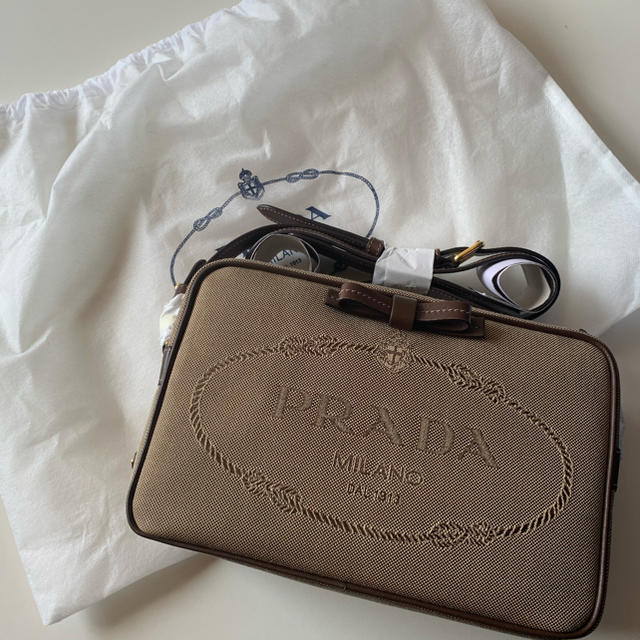 新品♡ PRADA プラダ ショルダーバッグ 2way クロスボディ バッグ