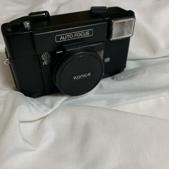 KONICA MINOLTA(コニカミノルタ)の完動品‼️Konica C35AF コンパクトフィルムカメラ 珍しいケース付き スマホ/家電/カメラのカメラ(フィルムカメラ)の商品写真