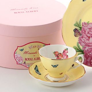 ロイヤルアルバート(ROYAL ALBERT)のジェイミー様✨ご確認用✨ロイヤルアルバートミランダ・カージョイティカップ&ソーサ(食器)