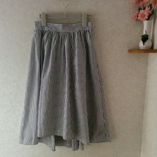 ヴィス(ViS)のVIS☆ ストライプスカート☆フィッシュテールスカート☆M(ひざ丈スカート)