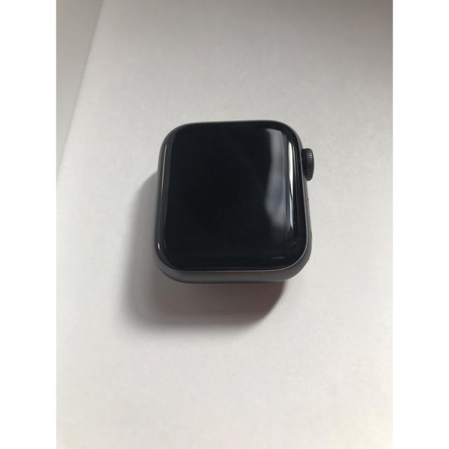 Apple(アップル)のApple Watch Series 4 セルラー 40mm （GPS＋CEL） メンズの時計(腕時計(デジタル))の商品写真