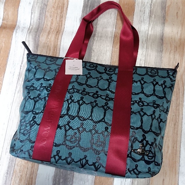 定価38000円❇️未使用 Vivienne Westwood 総柄トートバッグ 贅沢品