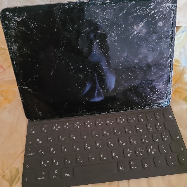 iPadPro　11インチ(第一世代)　smart keyboardセット