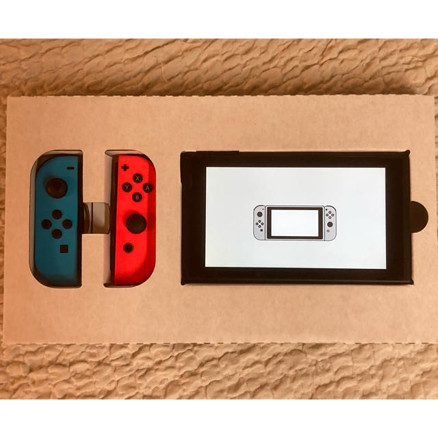 Nintendo Switch(ニンテンドースイッチ)の【値下げ↓】Nintendo Switch  任天堂スイッチ　本体一式〔中古品〕 エンタメ/ホビーのゲームソフト/ゲーム機本体(家庭用ゲーム機本体)の商品写真