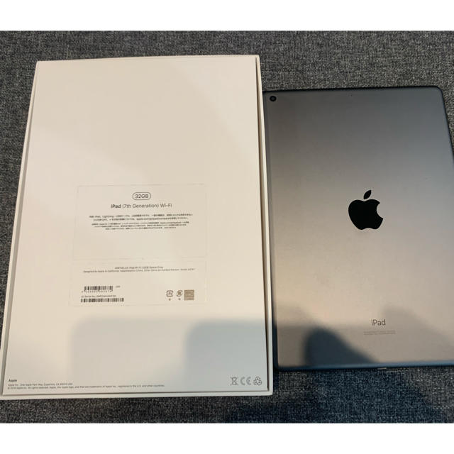 【美品】iPad 32GB 第7世代 本体 Wi-Fiモデル スペースグレイ