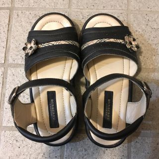 新しい BURBERRY バーバリー サンダル 子供服 バーバリー キッズ