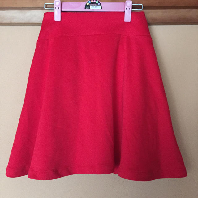 WEGO(ウィゴー)のスカート 赤 レディースのスカート(ひざ丈スカート)の商品写真