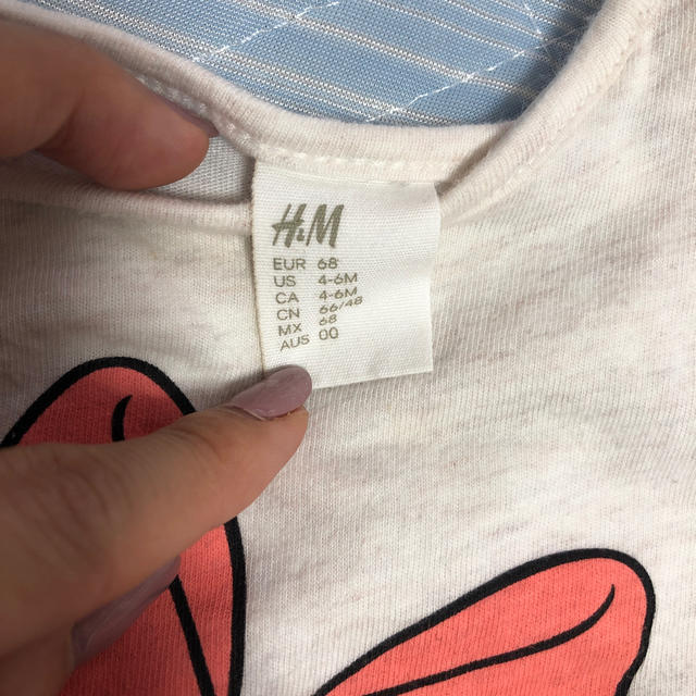 H&M(エイチアンドエム)の専用❤︎ミニーちゃんTシャツ  キッズ/ベビー/マタニティのベビー服(~85cm)(Ｔシャツ)の商品写真