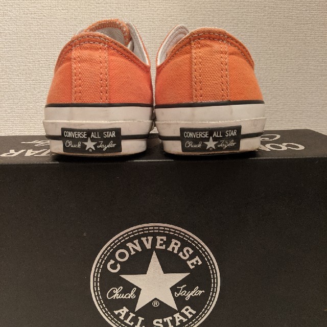 CONVERSE(コンバース)のロンハーマン購入 コンバース チャックテイラー ローカット オレンジ 23.5  レディースの靴/シューズ(スニーカー)の商品写真