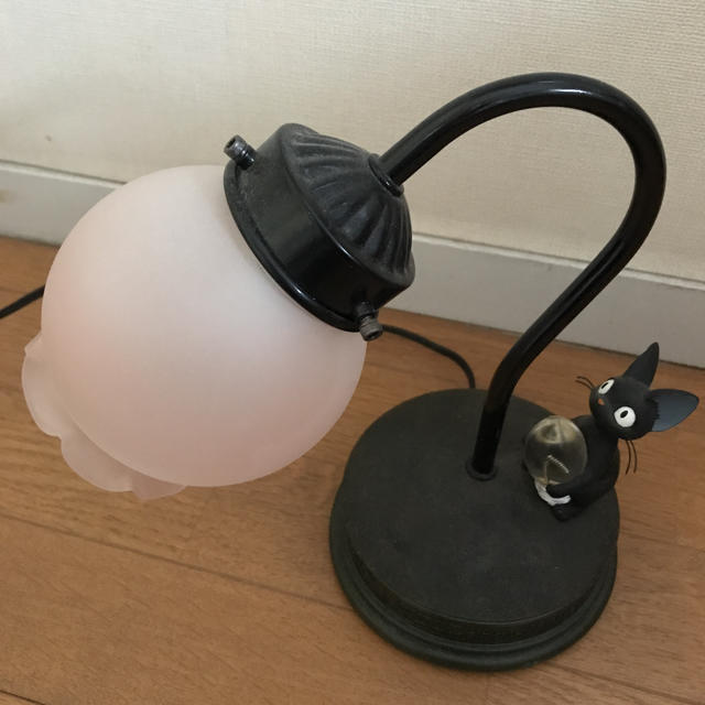魔女の宅急便 ライトスタンド ジジと電球