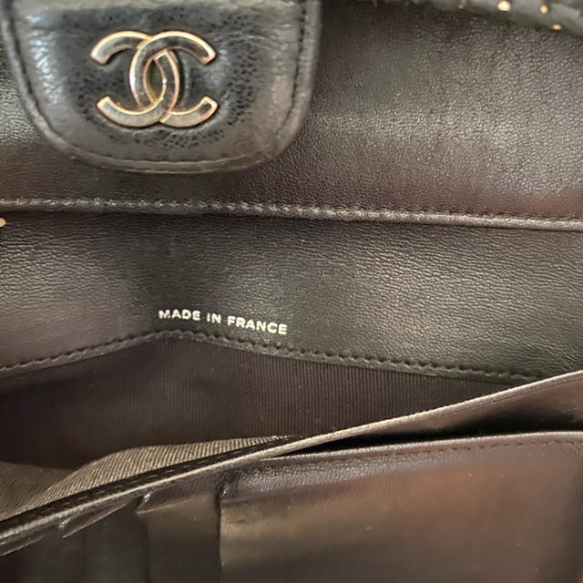 CHANEL シャネル マトラッセ パンチング レザー 三つ折り 長財布 黒