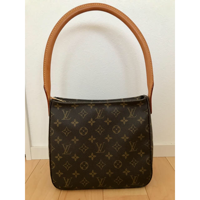 LOUIS VUITTON(ルイヴィトン)の【美品⠀】ルイヴィトン ルーピングMM レディースのバッグ(ハンドバッグ)の商品写真