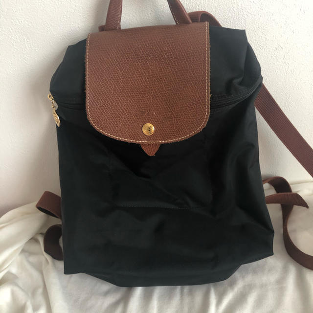 Longchamp 黒　リュック