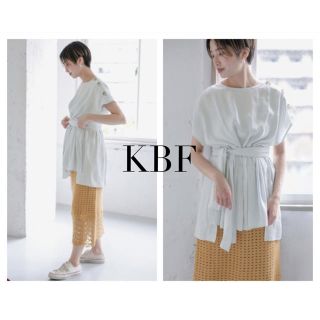 ケービーエフ(KBF)のKBF BIGボタンベルトチュニック(チュニック)