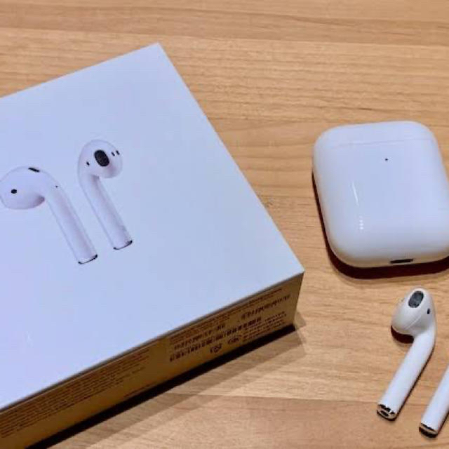 【ほぼ未使用】AirPods 第2世代