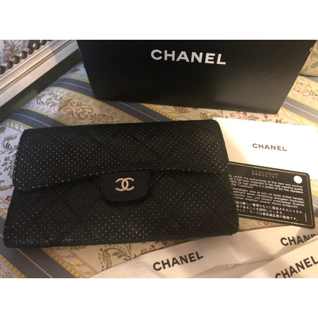 CHANEL 長財布 限定品