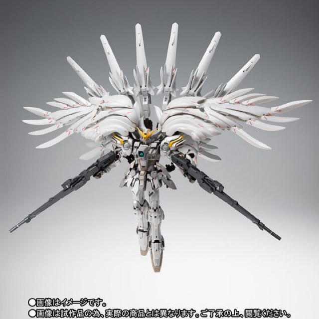 BANDAI(バンダイ)のGFFMC ウイングガンダムスノーホワイトプレリュード 新品未開封 伝票貼り無し エンタメ/ホビーのフィギュア(アニメ/ゲーム)の商品写真