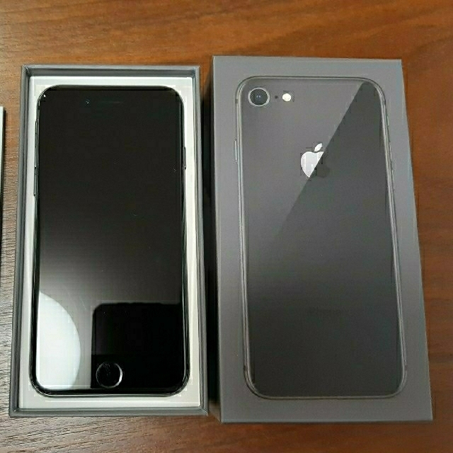 iPhone8 64GB　SIMフリー済　 スペースグレー