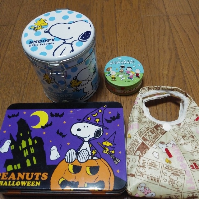 PEANUTS(ピーナッツ)のスヌーピーグッズ♡ エンタメ/ホビーのおもちゃ/ぬいぐるみ(キャラクターグッズ)の商品写真