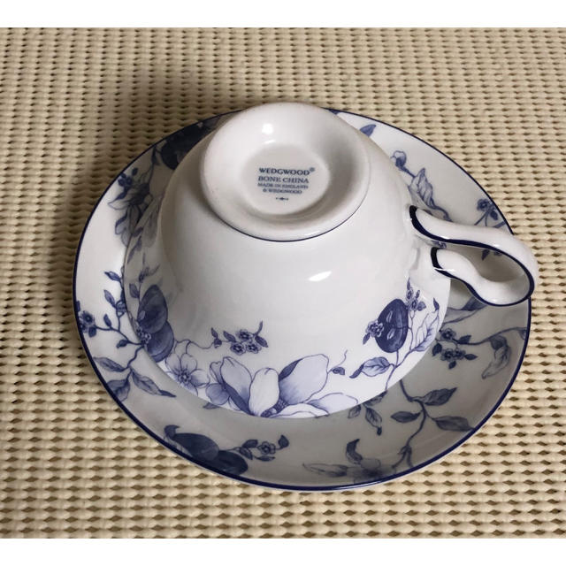 WEDGWOOD(ウェッジウッド)のウエッジウッド　ブループラム　ティーカップ＆ソーサー シリーズ名　ブループラム  インテリア/住まい/日用品のキッチン/食器(食器)の商品写真