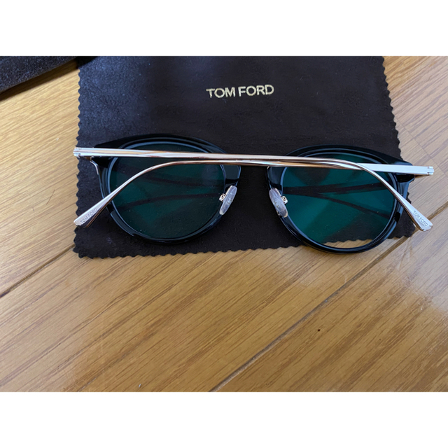 TOM FORD(トムフォード)のトムフォード　黒　メガネ メンズのファッション小物(サングラス/メガネ)の商品写真