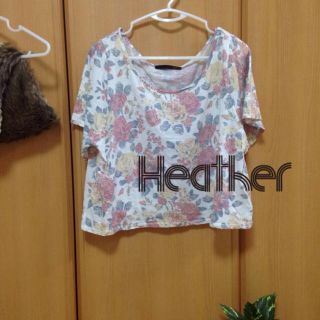 ヘザー(heather)のヘザー＊花柄トップス(Tシャツ(半袖/袖なし))