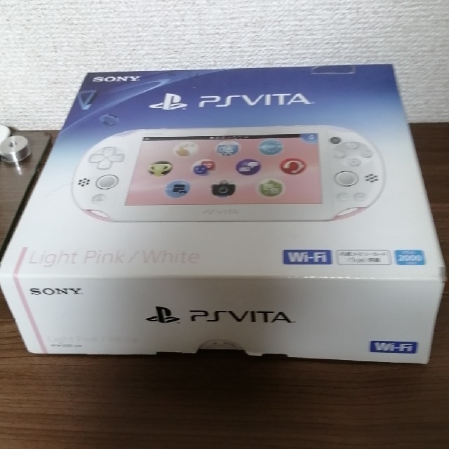 PlayStationVITA 本体  ライトピンク/ホワイト携帯用ゲーム機本体