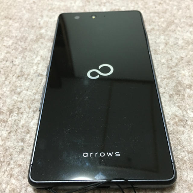 富士通(フジツウ)のARROWS M03 スマホ/家電/カメラのスマートフォン/携帯電話(スマートフォン本体)の商品写真