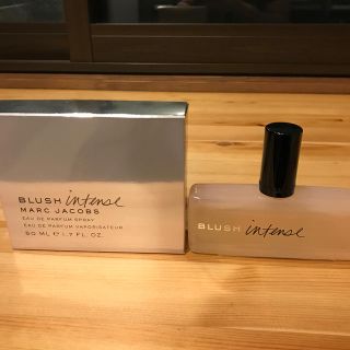 マークジェイコブス(MARC JACOBS)のMARC JACOBS ブラッシュインテンス　香水(香水(女性用))