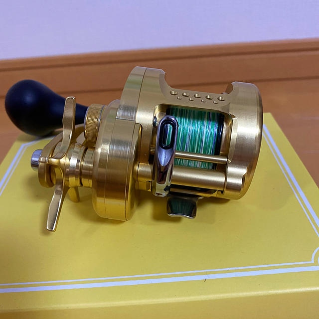 シマノ オシアコンクエスト300HG - リール