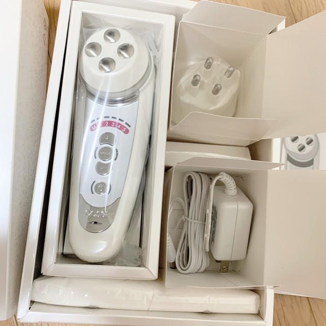 24時間限定! 《ほぼ未使用》ベレガ 【美品 セルキュア 18000円銀座