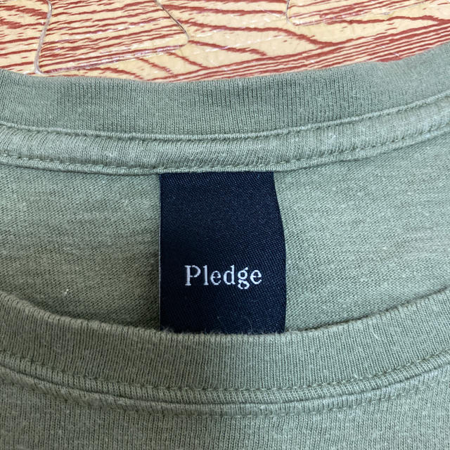 Pledge(プレッジ)のpleage Tシャツ カーキ メンズのトップス(Tシャツ/カットソー(半袖/袖なし))の商品写真