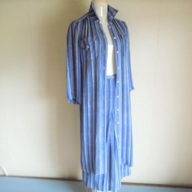 昭和 ’70s~’80s Vintageレトロ  ロングシャツ スーツ レディースのトップス(シャツ/ブラウス(長袖/七分))の商品写真