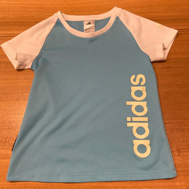 adidas(アディダス)のadidas ジュニア　Tシャツ　ハーフパンツ　セット　130 キッズ/ベビー/マタニティのキッズ服女の子用(90cm~)(その他)の商品写真