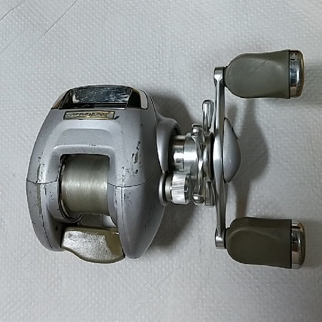 RYOBI - ベイトリール RYOBI イクシオーネの通販 by さぶちゃん RYOBI - ベイトリール RYOBI イクシオーネの通販 by さぶちゃん