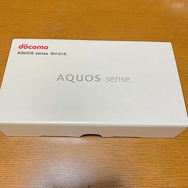 docomo AQUOS sense