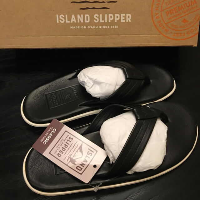 ISLAND SLIPPER