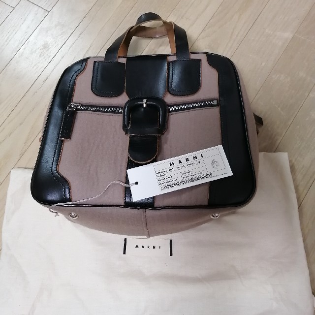 バッグマルニ　marni ウールと革のバッグ