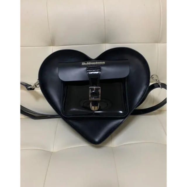 Dr.Martens(ドクターマーチン)のDr.Martens heart leatherbag 2Way マーチン レディースのバッグ(ショルダーバッグ)の商品写真