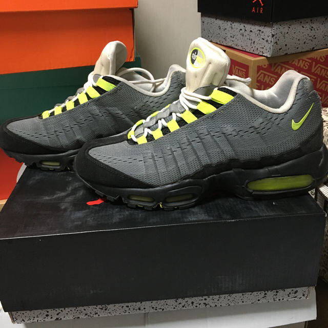 NIKE(ナイキ)のNIKE AIR MAX 95 難あり 28.5cm メンズの靴/シューズ(スニーカー)の商品写真