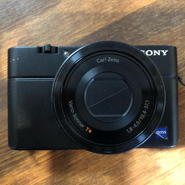 SONY(ソニー)のSONY RX100 cyber shot バッテリー付 スマホ/家電/カメラのカメラ(コンパクトデジタルカメラ)の商品写真