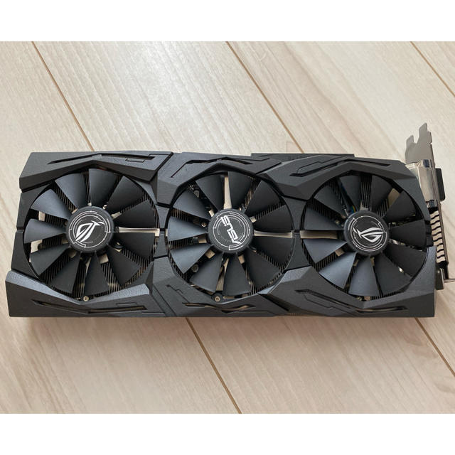 ASUS ROG Strix GeForce® GTX 1070スマホ/家電/カメラ