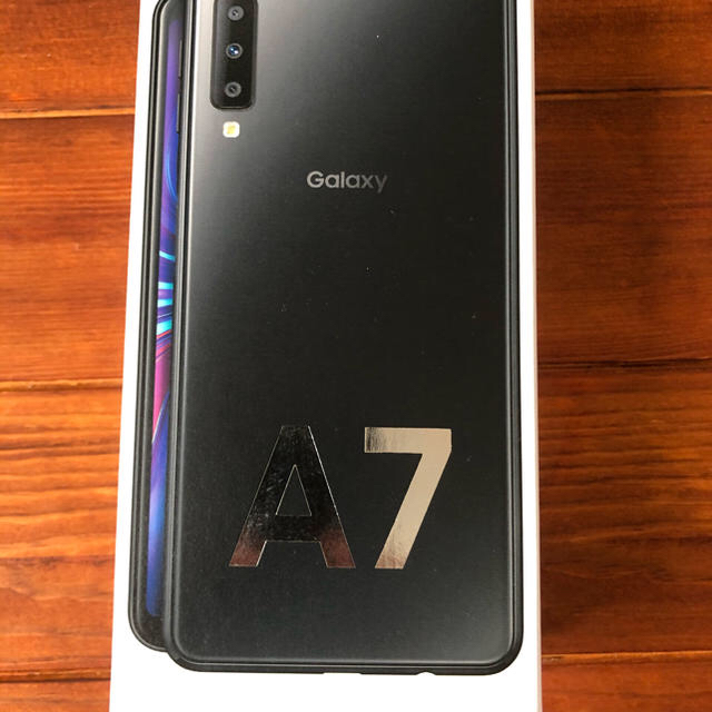 Galaxy A7 ブラック 64 GB SIMフリー