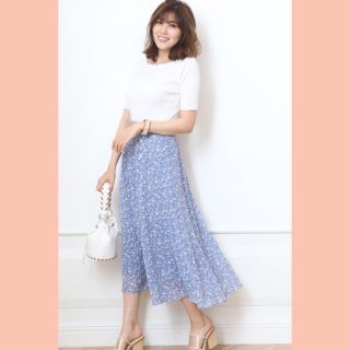 ジャスグリッティー(JUSGLITTY)の美品🧡JUSGLITTY🧡フラワープリントロングスカート(ロングスカート)