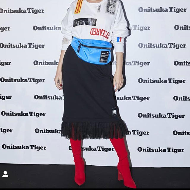 Onitsuka Tiger(オニツカタイガー)のオニツカタイガー　スカート レディースのスカート(ひざ丈スカート)の商品写真