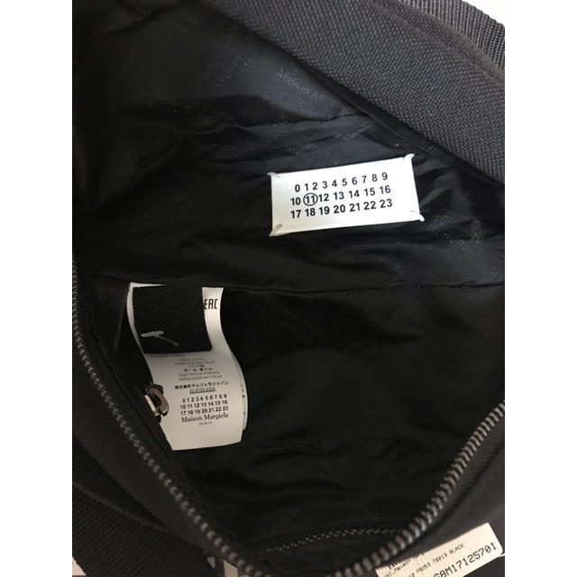 Maison Martin Margiela(マルタンマルジェラ)の専用 maison margiela キャンバス バムバッグ 黒 新品未使用 メンズのバッグ(ウエストポーチ)の商品写真