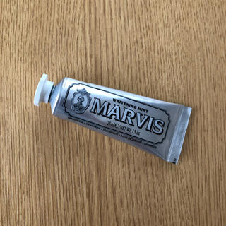 マービス(MARVIS)のMARVIS 歯磨き粉　25ml(歯磨き粉)